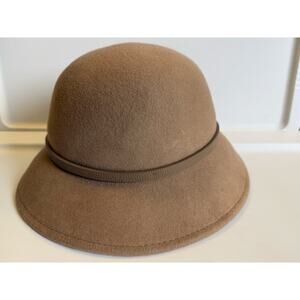 Vintage Scala 100% Wool Cloche Hat refined leather trim and equestrian snaffle